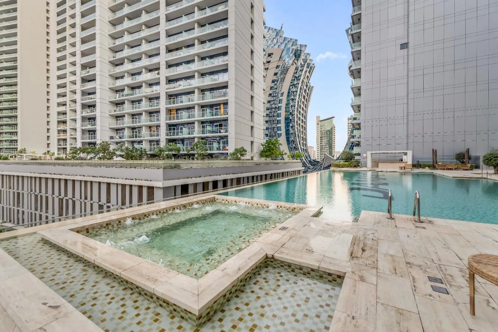 Lux Apt 5 Min Away From Burj Khalifa & Dubai Mall Apartment