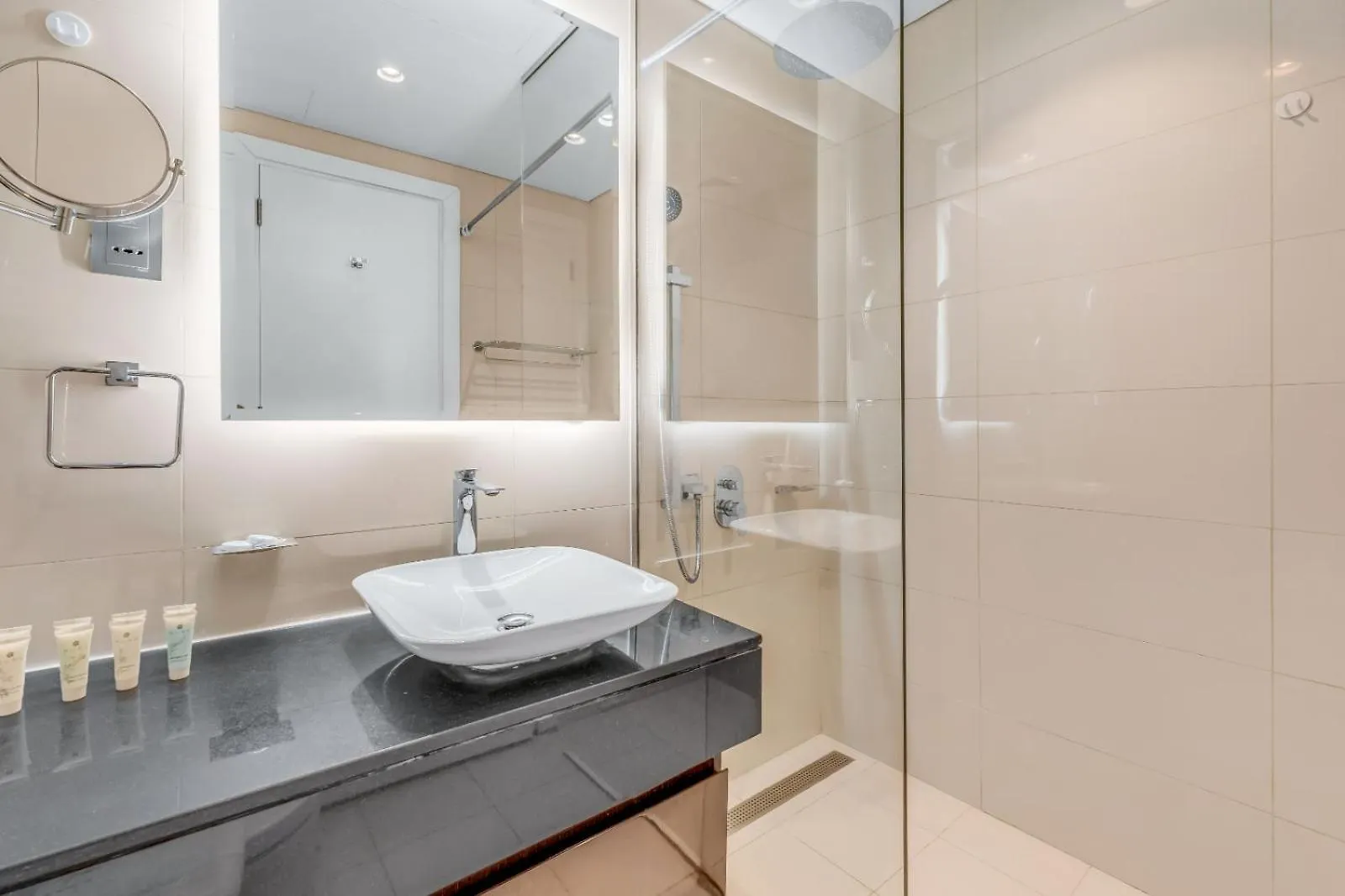 Lux Apt 5 Min Away From Burj Khalifa & Dubai Mall United Arab Emirates