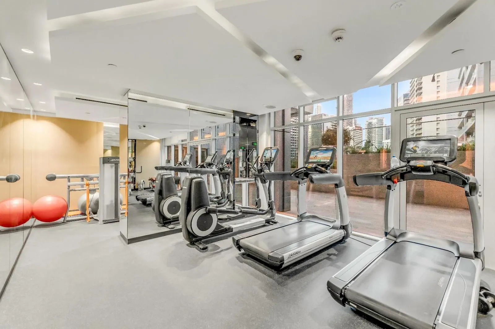 Apartment Lux Apt 5 Min Away From Burj Khalifa & Dubai Mall
